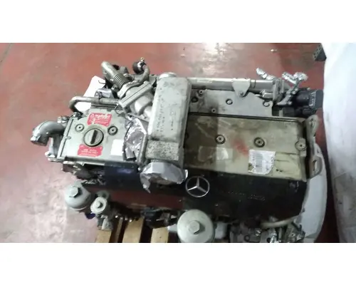 MERCEDES OM906 Engine Assembly
