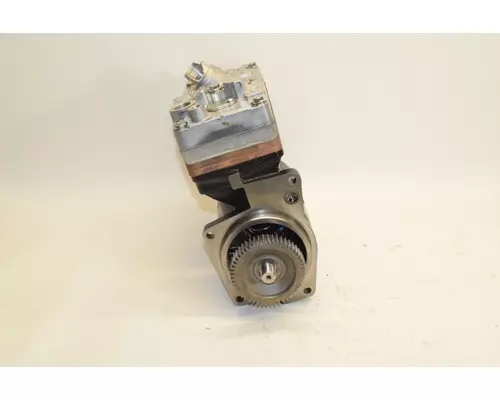 MERCEDES  Engine Pump