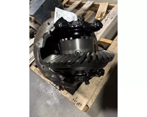 MERITOR/ROCKWELL 3200-K-1675 Cutoff Assembly (Complete With Axles)