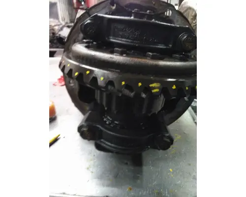 MERITOR-ROCKWELL MD2014XR247 DIFFERENTIAL ASSEMBLY FRONT REAR