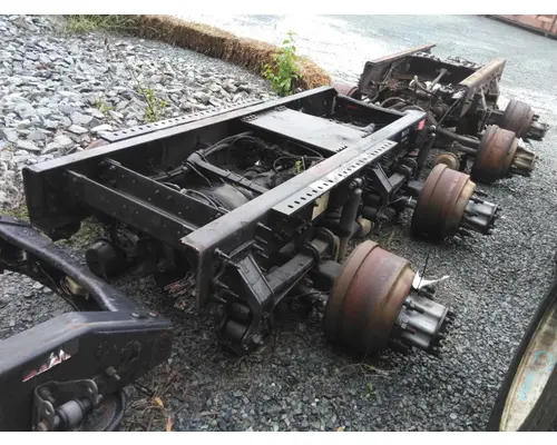 MERITOR-ROCKWELL MD2014XR247 MATCHED SET REARS