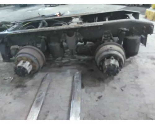 MERITOR-ROCKWELL MD2014XR247 MATCHED SET REARS