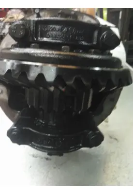 MERITOR-ROCKWELL MD2014XR264 DIFFERENTIAL ASSEMBLY FRONT REAR