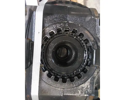 MERITOR-ROCKWELL MD2014XR264 DIFFERENTIAL ASSEMBLY FRONT REAR