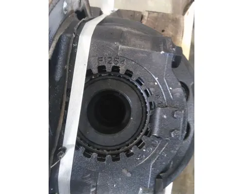 MERITOR-ROCKWELL MD2014XR279 DIFFERENTIAL ASSEMBLY FRONT REAR