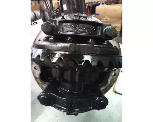 MERITOR-ROCKWELL MD2014XR308 DIFFERENTIAL ASSEMBLY FRONT REAR