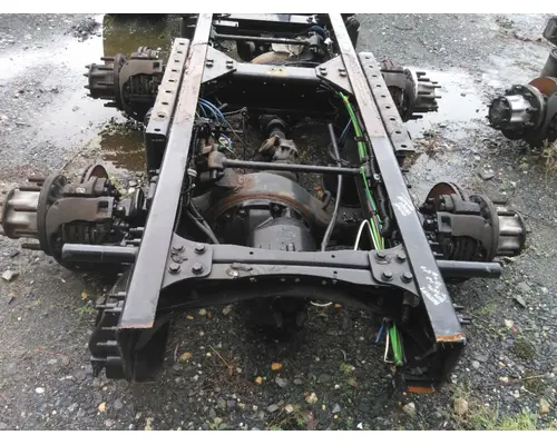 MERITOR-ROCKWELL MD2014XR325 DIFFERENTIAL ASSEMBLY FRONT REAR