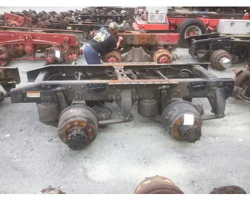 MERITOR-ROCKWELL MD2014XR325 MATCHED SET REARS