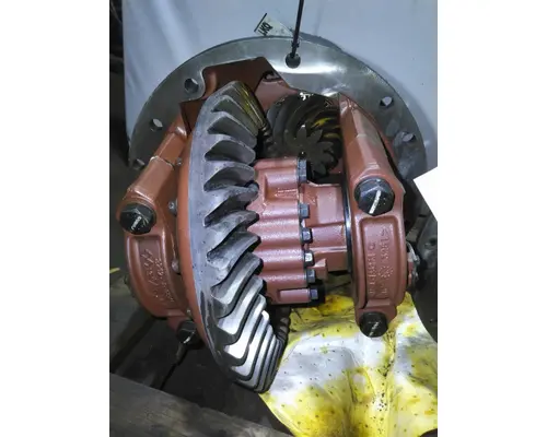 MERITOR-ROCKWELL MD2014XR355 DIFFERENTIAL ASSEMBLY FRONT REAR