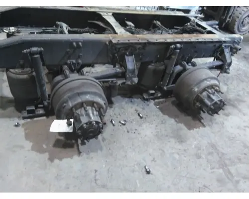 MERITOR-ROCKWELL MD2014XR355 MATCHED SET REARS