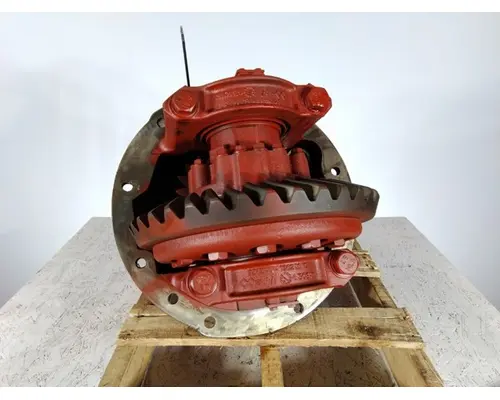 MERITOR-ROCKWELL MD2014XR529 DIFFERENTIAL ASSEMBLY FRONT REAR
