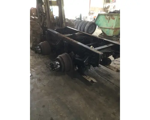 MERITOR-ROCKWELL MD2014X AXLE HOUSING, REAR (FRONT)