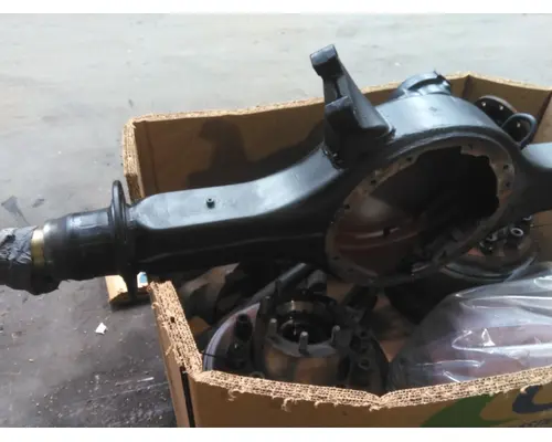 MERITOR-ROCKWELL MD2014X AXLE HOUSING, REAR (FRONT)