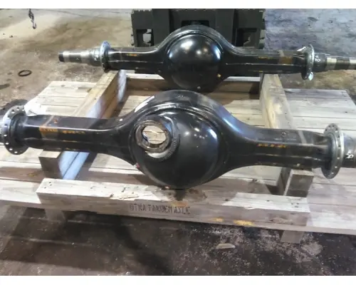 MERITOR-ROCKWELL MD2014X AXLE HOUSING, REAR (FRONT)