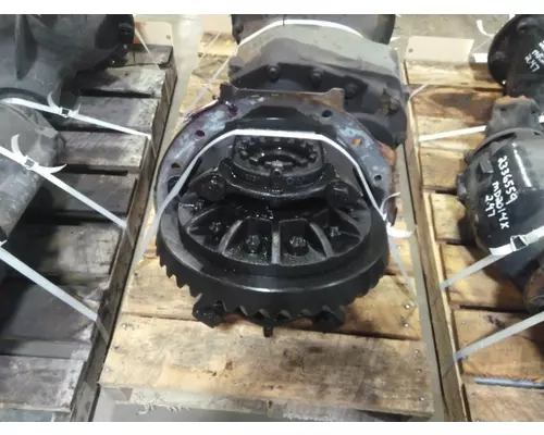 MERITOR-ROCKWELL MR2014XR586 DIFFERENTIAL ASSEMBLY REAR REAR