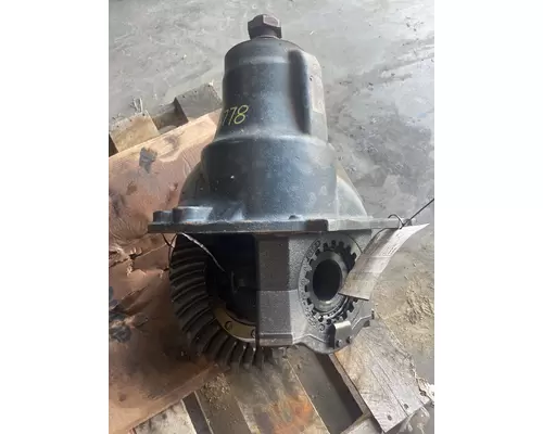MERITOR/ROCKWELL MT-40-14X Cutoff Assembly (Complete With Axles)