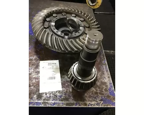 MERITOR-ROCKWELL RD20145 RING GEAR AND PINION