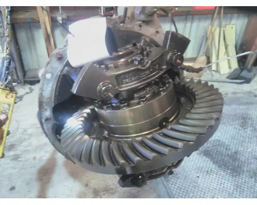MERITOR-ROCKWELL RP23160R614 DIFFERENTIAL ASSEMBLY FRONT REAR