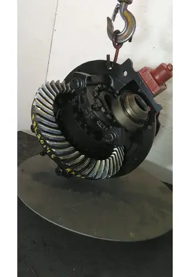 MERITOR-ROCKWELL RRL20145R586 DIFFERENTIAL ASSEMBLY REAR REAR