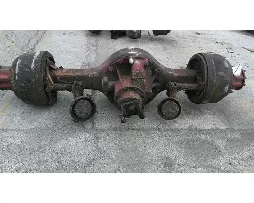 MERITOR-ROCKWELL RS26185 AXLE ASSEMBLY, REAR (REAR)
