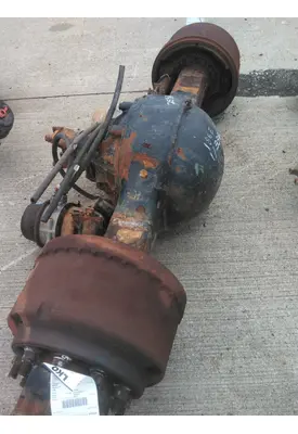 MERITOR-ROCKWELL RS26185 AXLE ASSEMBLY, REAR (REAR)