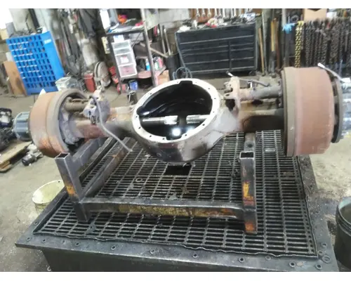 MERITOR-ROCKWELL RS30185 AXLE HOUSING, REAR (REAR)