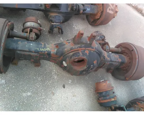 MERITOR-ROCKWELL RT40145F AXLE HOUSING, REAR (FRONT)