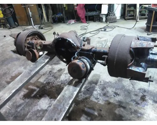 MERITOR-ROCKWELL SLHDF AXLE HOUSING, REAR (FRONT)