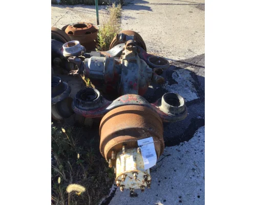 MERITOR-ROCKWELL SQ100F AXLE ASSEMBLY, REAR (FRONT)