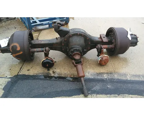 MERITOR-ROCKWELL SQ100R AXLE ASSEMBLY, REAR (REAR)