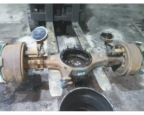 MERITOR-ROCKWELL SQHDR AXLE HOUSING, REAR (REAR)