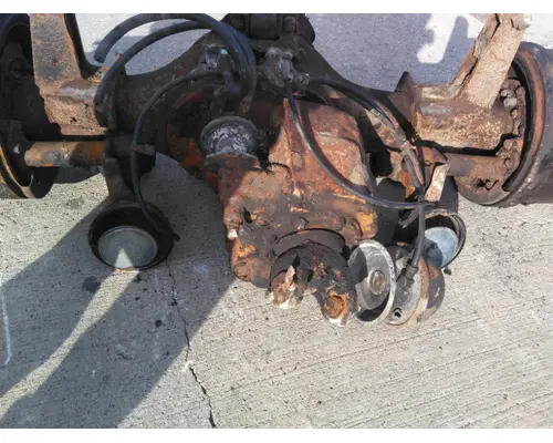 MERITOR-ROCKWELL SSHDF AXLE ASSEMBLY, REAR (FRONT)