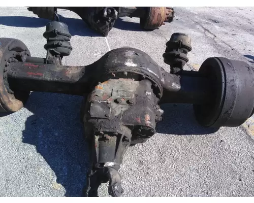 MERITOR-ROCKWELL U240 AXLE ASSEMBLY, REAR (REAR)