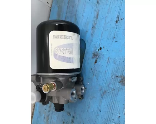 MERITOR 24V AIR DRYER