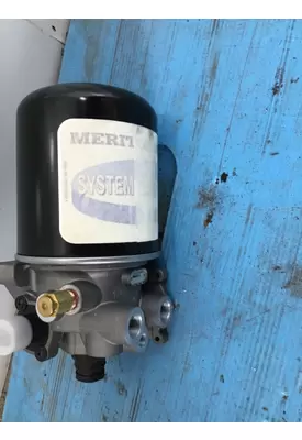 MERITOR 24V AIR DRYER