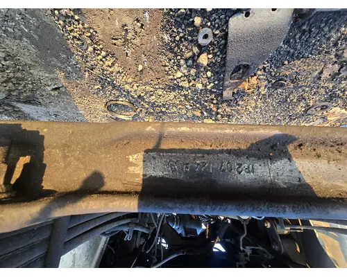 MERITOR 338 Spindle  Knuckle, Front