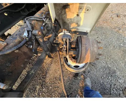 MERITOR 338 Spindle  Knuckle, Front