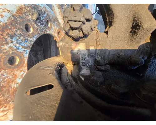 MERITOR 338 Spindle  Knuckle, Front