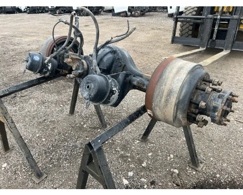 MERITOR 4400 Hub