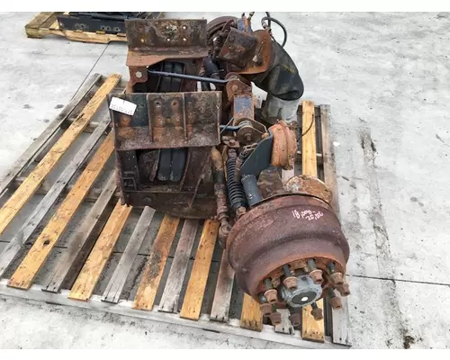 MERITOR 4900 Tag Axle