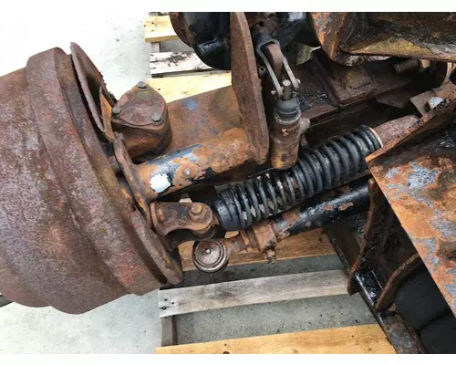 MERITOR 4900 Tag Axle