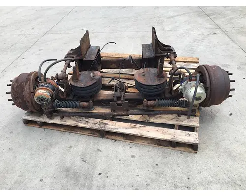 MERITOR 4900 Tag Axle