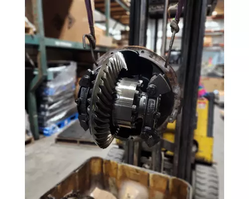 MERITOR 8600 Cutoff Assembly (Complete With Axles)