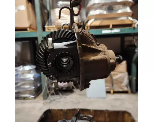 MERITOR 8600 Cutoff Assembly (Complete With Axles)