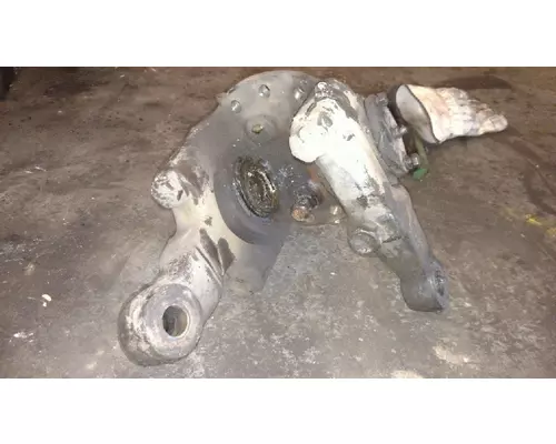 MERITOR C7000 SPINDLEKNUCKLE, FRONT