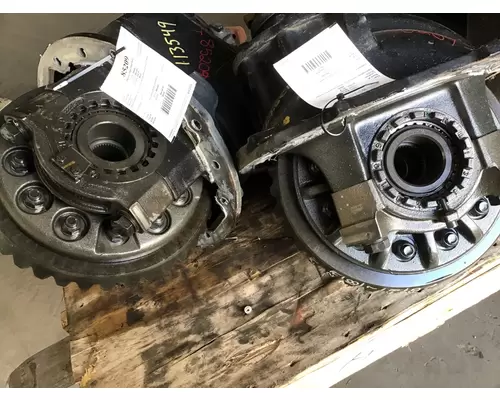 MERITOR CASCADIA Differential (Matched Set)