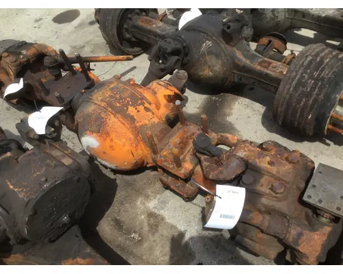 MERITOR FDS-1805 AXLE ASSEMBLY, FRONT (DRIVING)