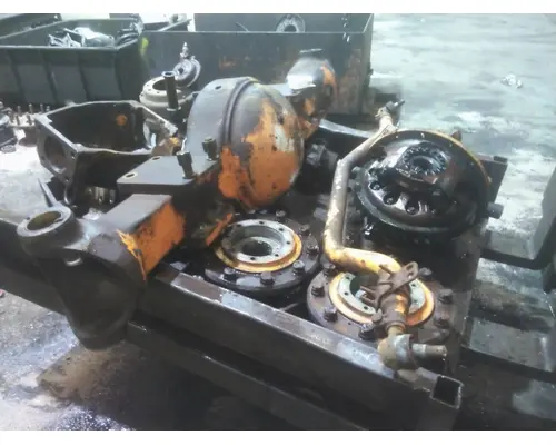 MERITOR FDS-1805 AXLE ASSEMBLY, FRONT (DRIVING)