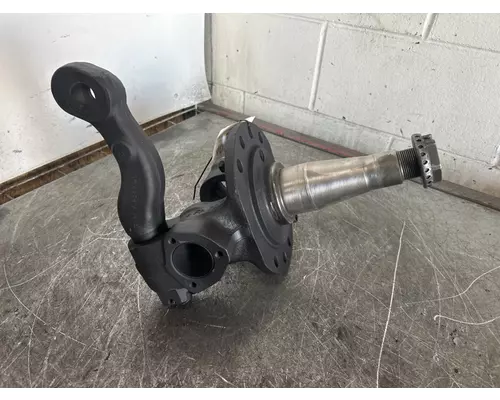 MERITOR FF-961 Spindle  Knuckle, Front