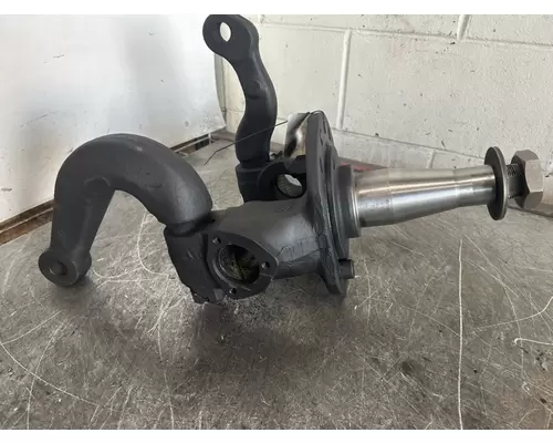 MERITOR FF961 Spindle  Knuckle, Front